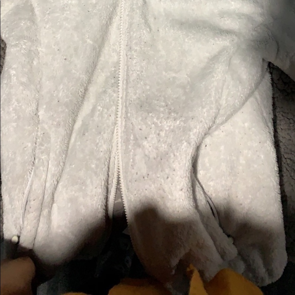 Fuzzy north face jacket - Picture 2 of 3